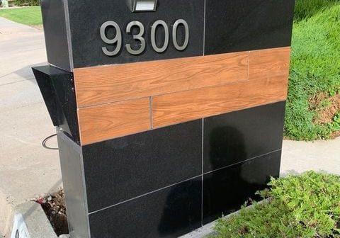 Mail Boss Mail manager Locking Column mailbox installation Column mailbox insert
